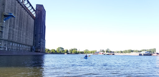 Park «Mutual Riverfront Park», reviews and photos, 41 Hamburg St, Buffalo, NY 14204, USA