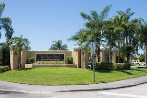 Walden Pond Villas Apartments in Miami image
