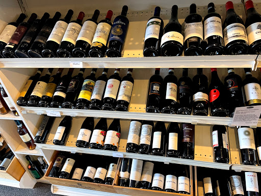 Wine Store «Toast Wines & Spirits», reviews and photos, 984 Farmington Ave B, West Hartford, CT 06107, USA