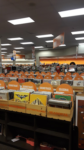 Used Book Store «2nd & Charles», reviews and photos, 3525 Ross Clark Cir #300, Dothan, AL 36303, USA