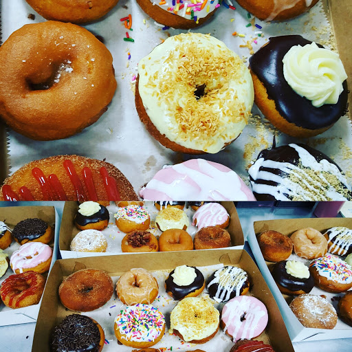 Craving Donuts, 5220 S Dale Mabry Hwy, Tampa, FL 33611, USA, 