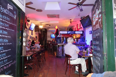 Cavern Bar and Restaurant, Costa Teguise. - Av. del Mar, 19, 35508 Costa Teguise, Las Palmas, Spain