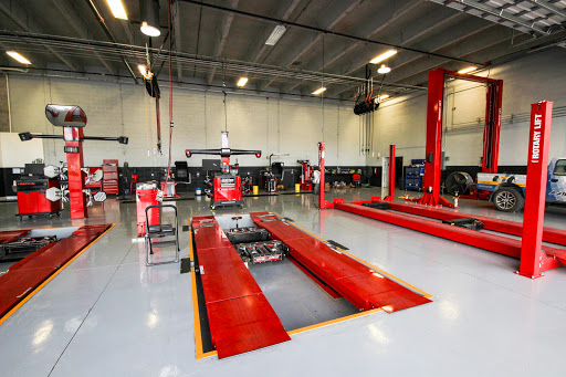 Tire Shop «Falcon Tire Auto Center», reviews and photos, 13215 W Okeechobee Rd, Hialeah Gardens, FL 33018, USA