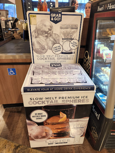 Wine Store «Total Wine & More», reviews and photos, 1451 New Britain Ave, West Hartford, CT 06110, USA