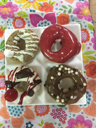 Donut Shop «Sara Donuts», reviews and photos, 2201 Long Prairie Rd, Flower Mound, TX 75022, USA