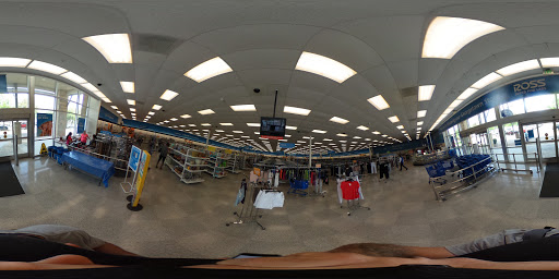 Clothing Store «Ross Dress for Less», reviews and photos, 1019 W University Ave, Georgetown, TX 78628, USA