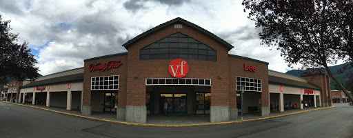 Outlet Store «VF Outlet», reviews and photos, 521 S Fork Ave SW, North Bend, WA 98045, USA