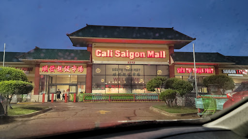 Cali Saigon Mall