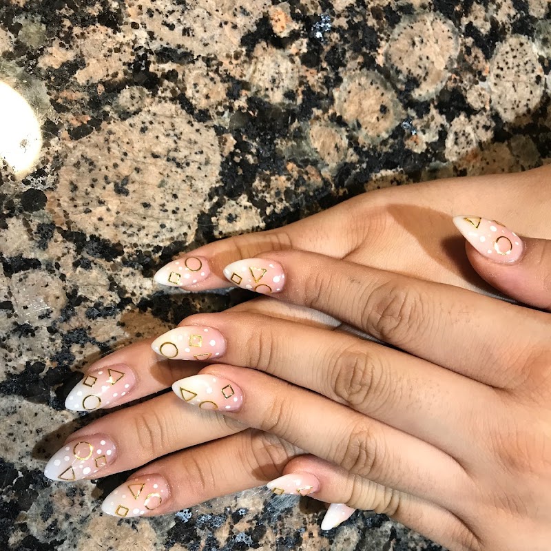 Nails Expression and Spa
