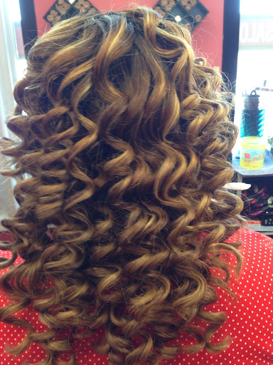 Beauty Salon «O&D Beauty Salon and Barber Shop», reviews and photos, 200 Mercer St, Hightstown, NJ 08520, USA