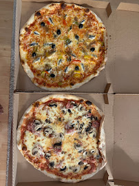 Plats et boissons du Pizzas à emporter LOCA LA PIZZA à Guchen - n°6