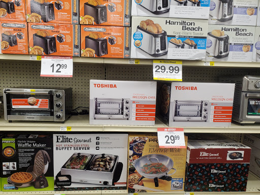 Department Store «Bi-Mart», reviews and photos, 444 Pacific Ave S, Monmouth, OR 97361, USA