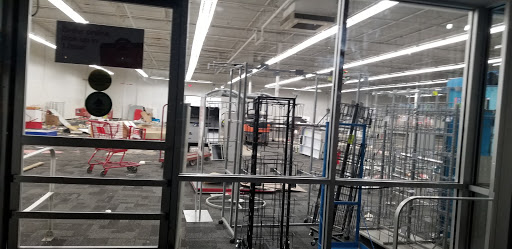 Office Supply Store «Staples», reviews and photos, 855 Central Park Ave, Scarsdale, NY 10583, USA