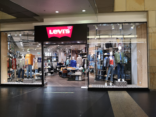 Levi's