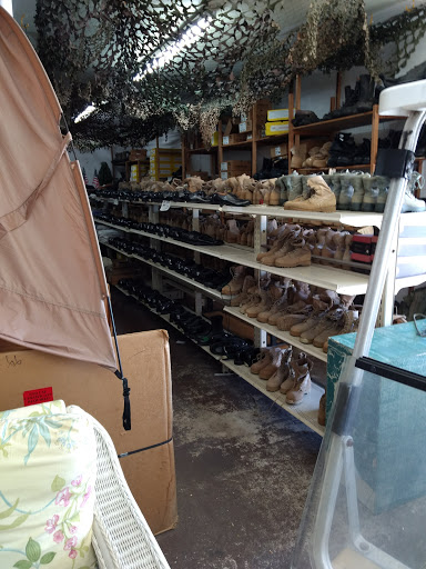 Antique Store «Peddlers Mall Antique & Specialty Shoppes», reviews and photos, 2350 US Hwy 27 S, Sebring, FL 33870, USA