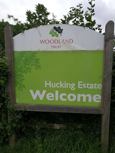 Comments and reviews of Hucking Estate - Woodland Trust Car Park