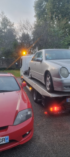 Photo 1 - EPAVISTE PERRIN enlèvement D'épaves gratuit 7j/7 déplacement Drôme Ardèche