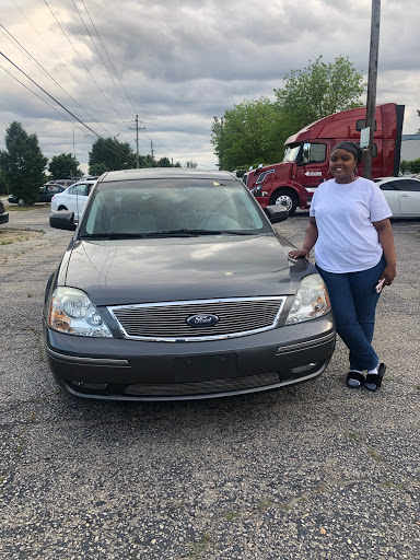 Used Car Dealer «Lavish Auto Sales», reviews and photos, 4526 Old Wake Forest Rd, Raleigh, NC 27609, USA