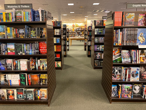 Book Store «Barnes & Noble», reviews and photos, 3561 N Freeway Blvd, Sacramento, CA 95834, USA