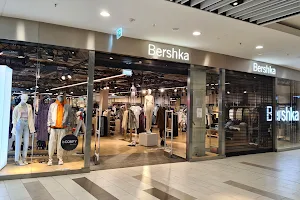 Bershka image