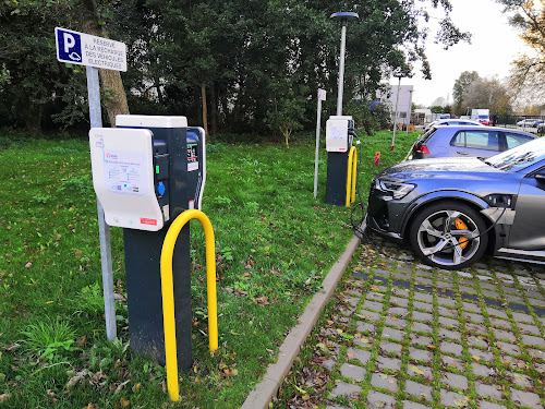 Borne de recharge de véhicules électriques Station de recharge pour véhicules électriques Calais