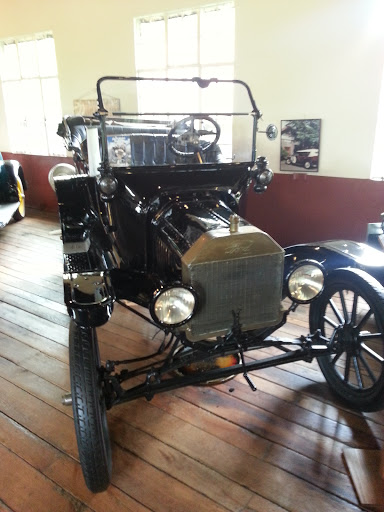 Museum «Antique Car Museum at Grovewood Village», reviews and photos, 111 Grovewood Rd, Asheville, NC 28804, USA