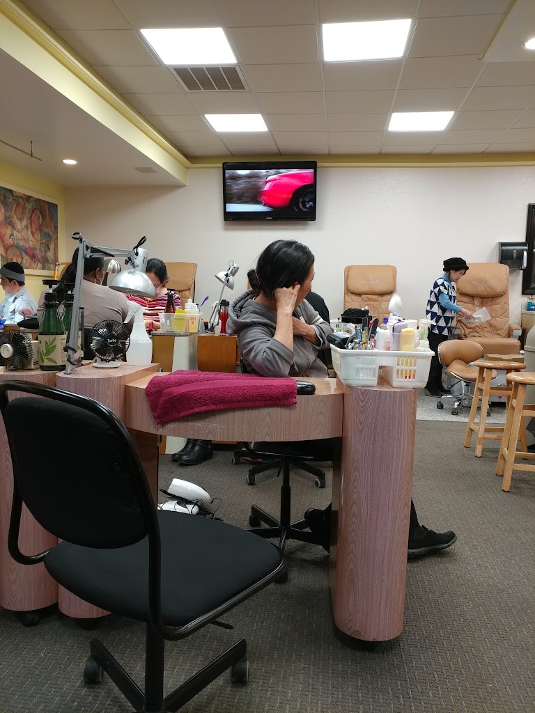 Nail & Spa 02124