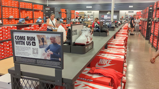 Sporting Goods Store «Nike Factory Store», reviews and photos, 11656 NE Executive Dr, Edinburgh, IN 46124, USA