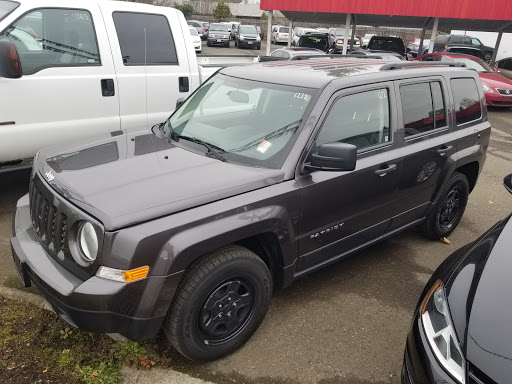 Used Car Dealer «PDX Used Cars», reviews and photos, 1475 SE Tualatin Valley Hwy, Hillsboro, OR 97123, USA