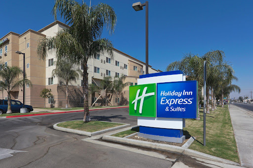 Holiday Inn Express & Suites Bakersfield Central, an IHG Hotel