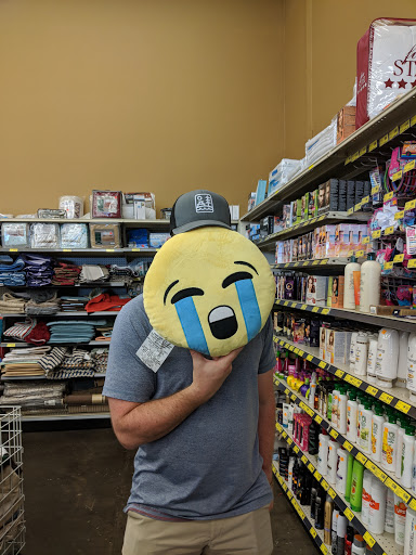 Grocery Store «Grocery Outlet Bargain Market», reviews and photos, 920 Ocean Beach Hwy, Longview, WA 98632, USA