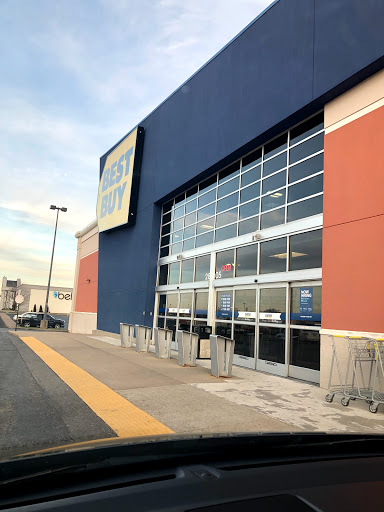 Electronics Store «Best Buy», reviews and photos, 2805 Wilma Rudolph Blvd, Clarksville, TN 37040, USA