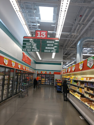 Supermarket «WinCo Foods», reviews and photos, 2850 Pavillion Pkwy, Tracy, CA 95304, USA