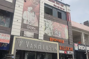 Van Heusen Showroom image