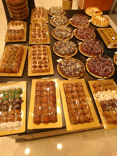 فرن الأمهات حلويات ومعجنات 