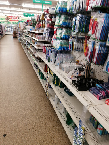 Dollar Store «Dollar Tree», reviews and photos, 918 E New York St #130, Aurora, IL 60505, USA