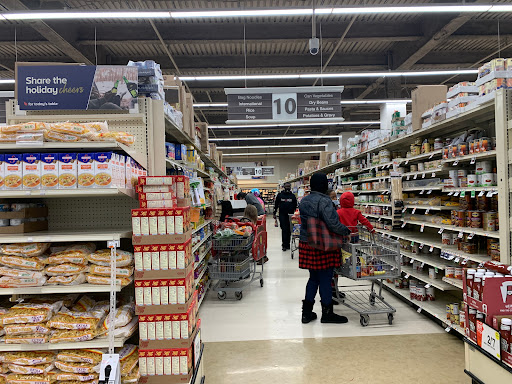 Grocery Store «Giant Food Stores», reviews and photos, 50 Wynnewood Rd, Wynnewood, PA 19096, USA