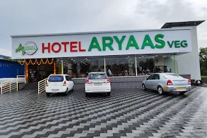 Hotel aryaas ഹോട്ടൽ അര്യാസ് image