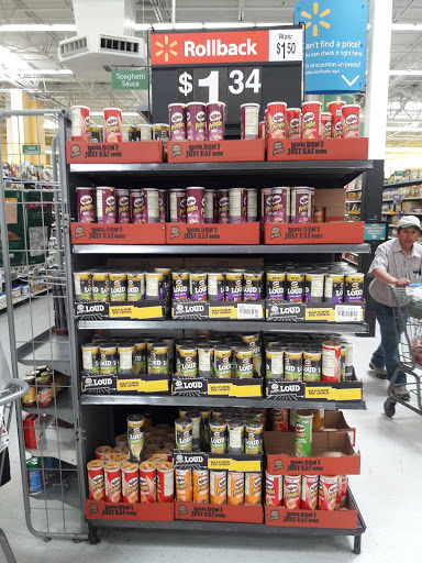 Department Store «Walmart Supercenter», reviews and photos, 235 E Dorset Dr, Dixon, CA 95620, USA