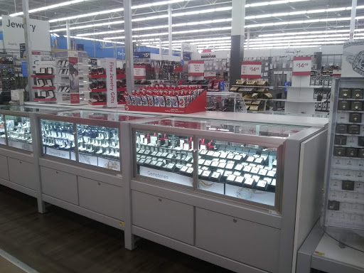 Department Store «Walmart Supercenter», reviews and photos, 5851 Mercury Dr, Dearborn, MI 48126, USA