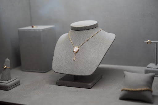 Jewelry Store «Facets Fine Handcrafted Jewelry», reviews and photos, 97 7th Ave, Brooklyn, NY 11215, USA