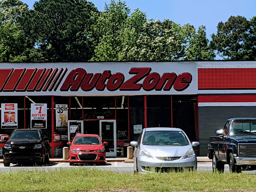Auto Parts Store «AutoZone», reviews and photos, 1019 Folly Rd, Charleston, SC 29412, USA