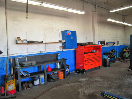 Auto Repair Shop «Auto Team Car Care Center LLC», reviews and photos, 2305 McGilchrist St SE, Salem, OR 97302, USA