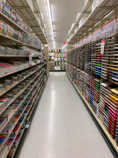 Craft Store «Hobby Lobby», reviews and photos, 13401 Shelbyville Rd #121, Louisville, KY 40223, USA