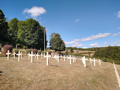 Tombe d'Alain Fournier à Saint-Remy-la-Calonne