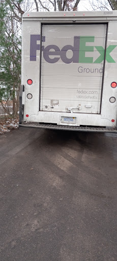 Mailing Service «FedEx Ground», reviews and photos, 2612 Kersten Ct, Kalamazoo, MI 49048, USA