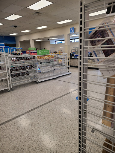 Clothing Store «Ross Dress for Less», reviews and photos, 349 N San Fernando Blvd, Burbank, CA 91502, USA