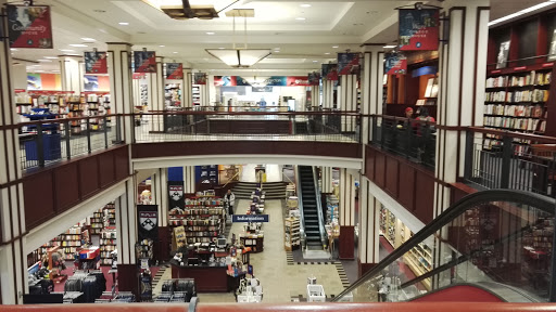 Book Store «University of Pennsylvania Bookstore», reviews and photos, 3601 Walnut St, Philadelphia, PA 19104, USA