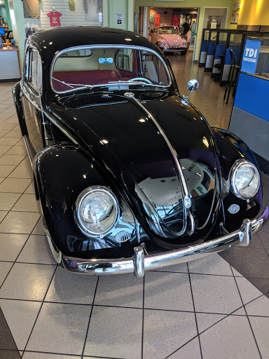 Volkswagen Dealer «Capitol Volkswagen», reviews and photos, 911 Capitol Expressway Auto Mall A, San Jose, CA 95136, USA