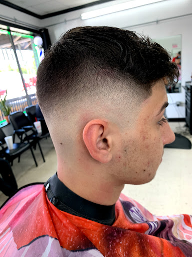 Barber Shop «New Era Barber Shop», reviews and photos, 405 Magnolia Ave, Auburndale, FL 33823, USA